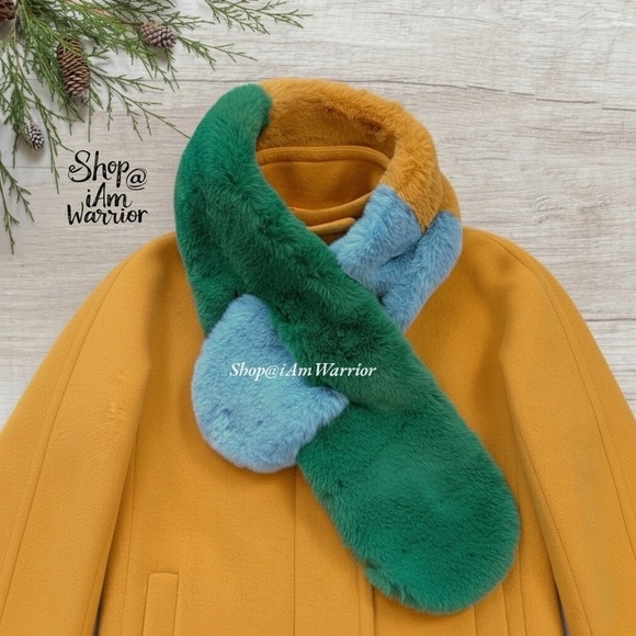 Echo NWT faux fur color lock pull-through scarf *shop@iamwarrior